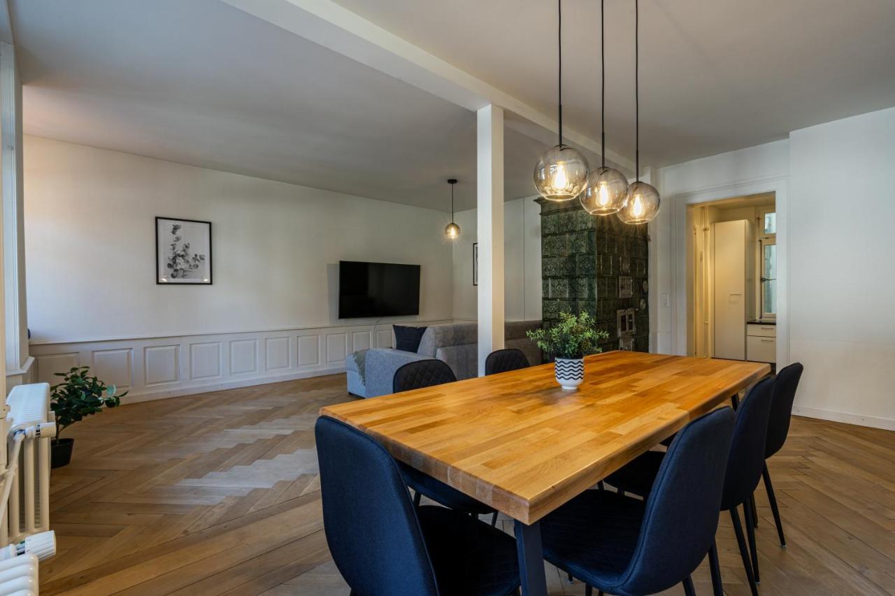 Historische Wohnung Im Herzen Der Thuner Altstadt Екстериор снимка