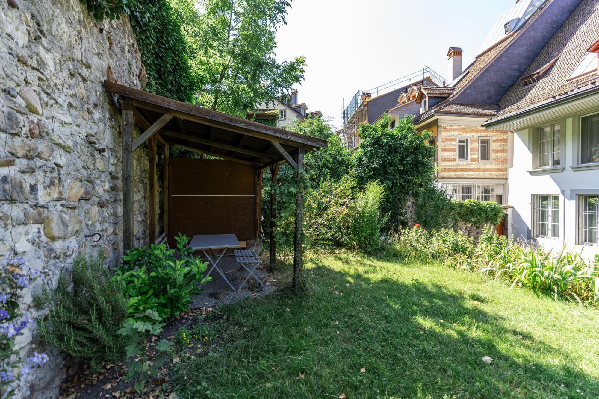 Historische Wohnung Im Herzen Der Thuner Altstadt Екстериор снимка