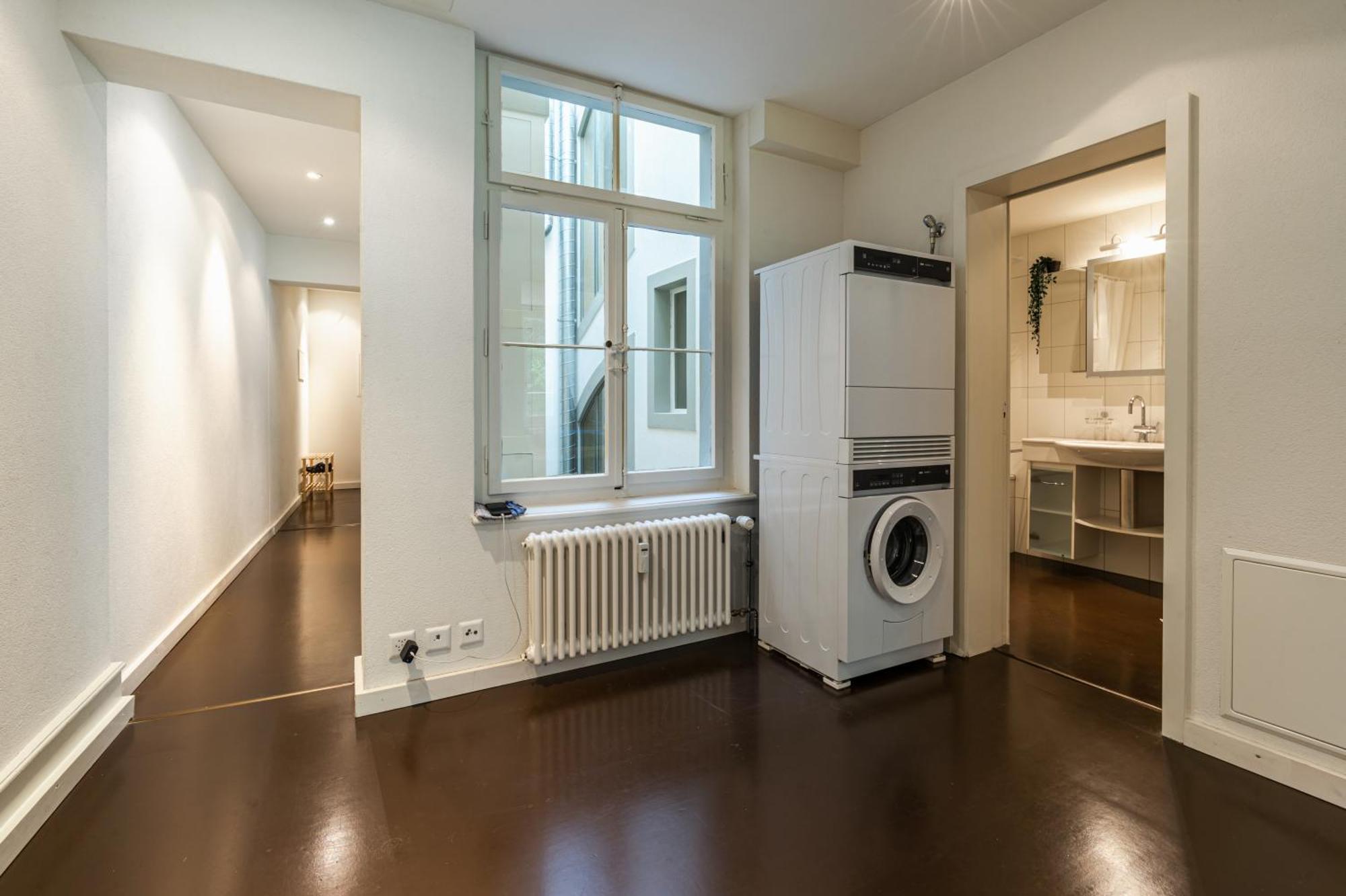 Historische Wohnung Im Herzen Der Thuner Altstadt Екстериор снимка